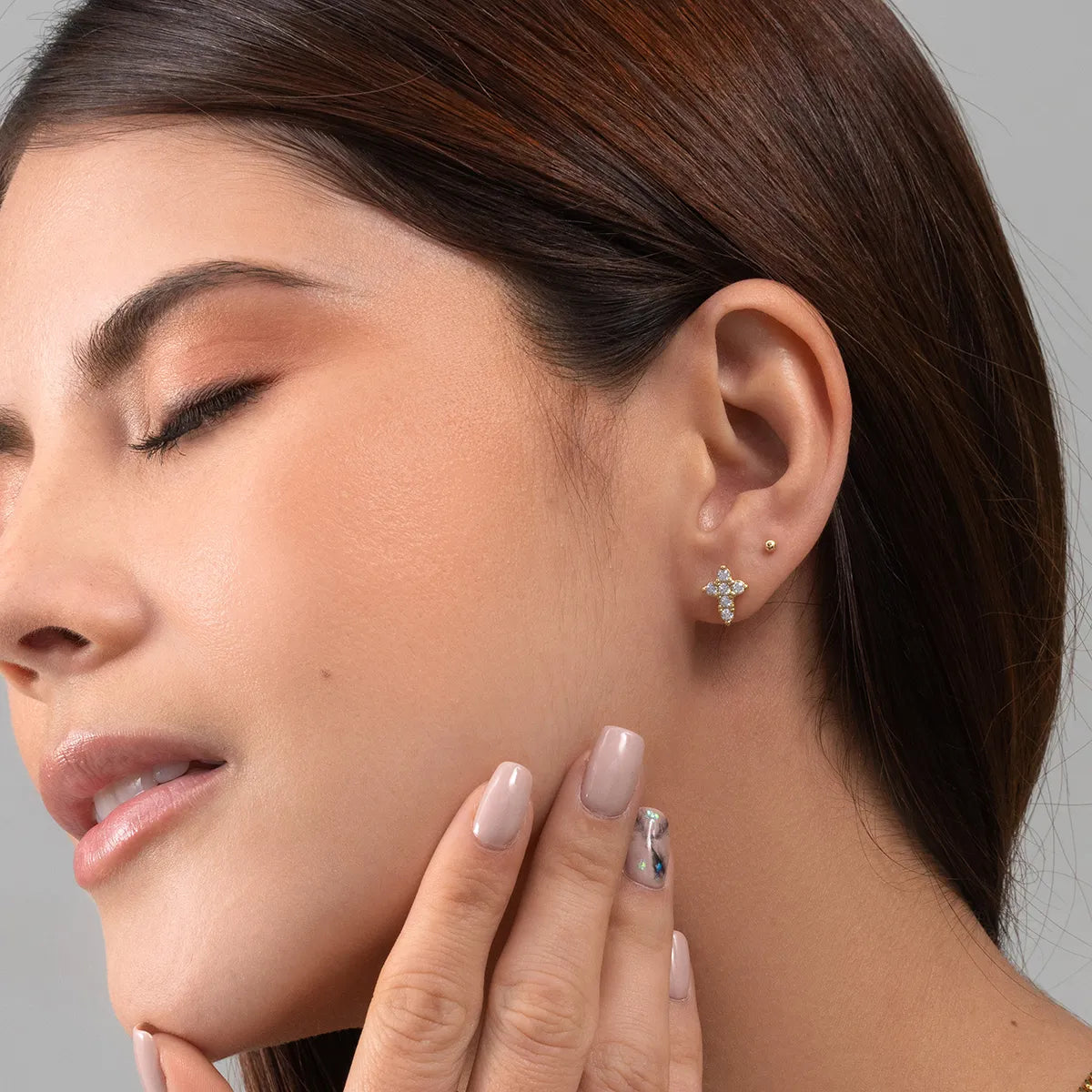 ARETE TOPO CRUZ 6 CIRCONIAS CRISTAL