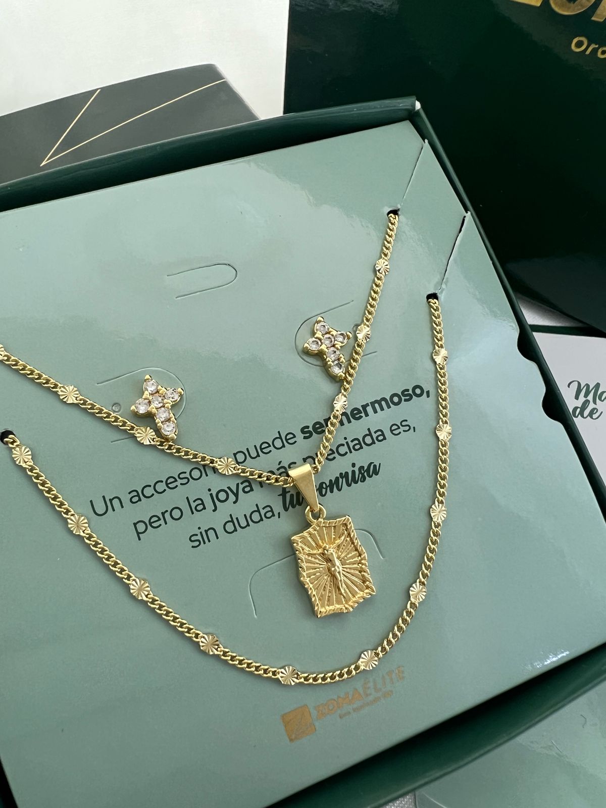 CADENA 43033 DIJE 23202 ARETE 34475