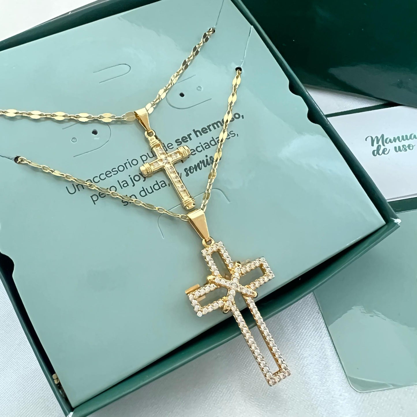 COMBO CRUZ CIRCONIAS